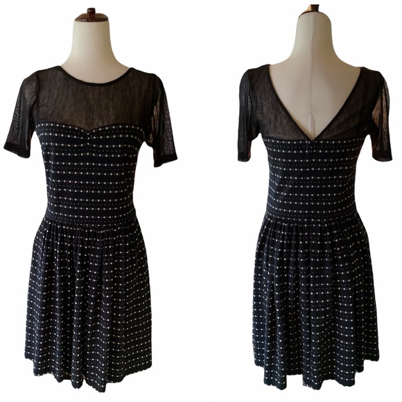 Betsey Johnson Black Silver Metallic Mesh Dress - 8 - Picture 1 of 12